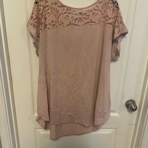 Ava & Viv Pink Asymmetrical Short Sleeve Blouse